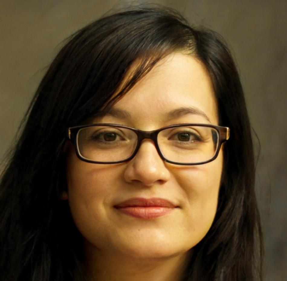 Esperanza Villareal, Directora de Estrategia Financiera